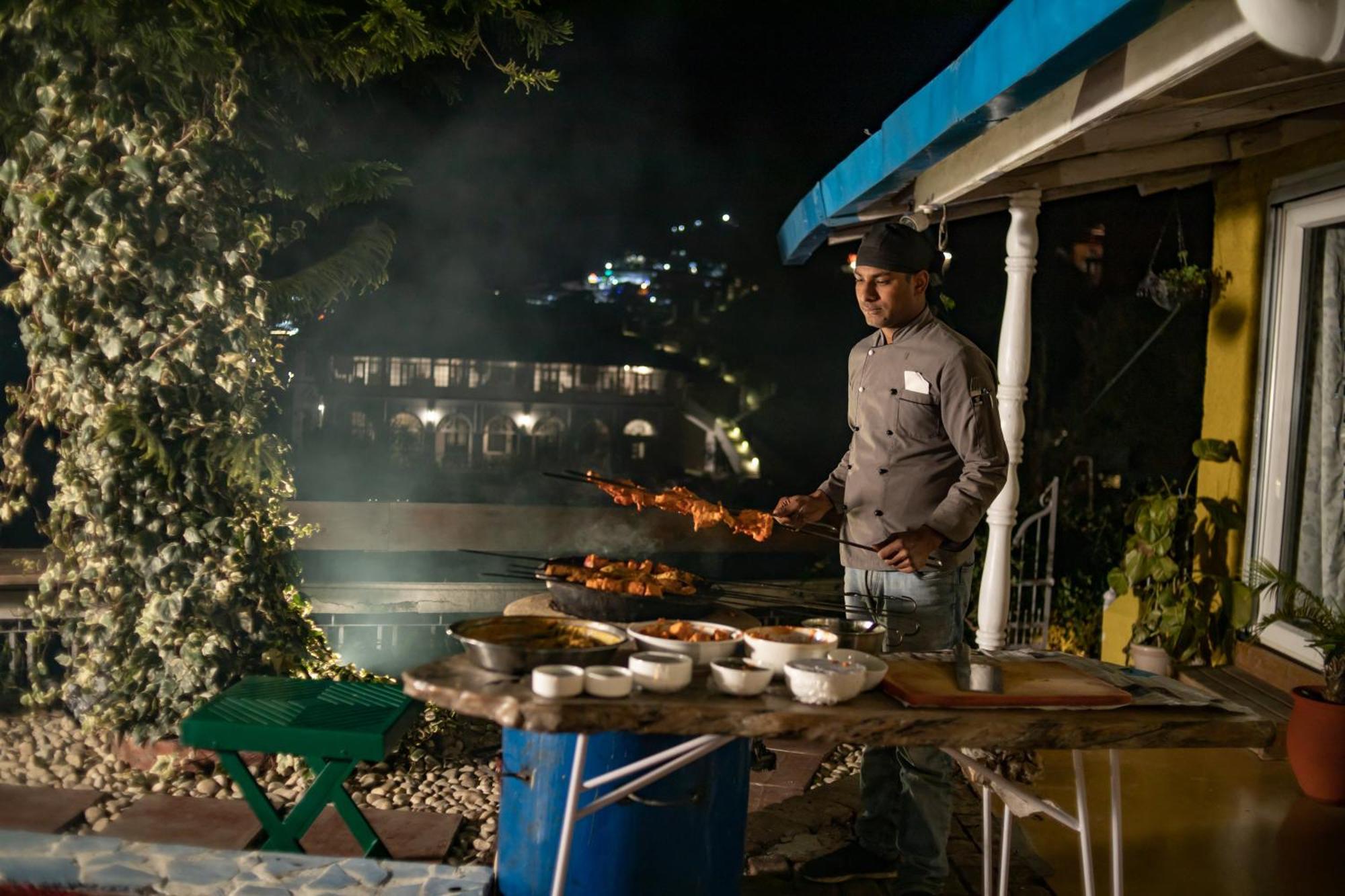 Seclude Mussoorie Hotel Kültér fotó