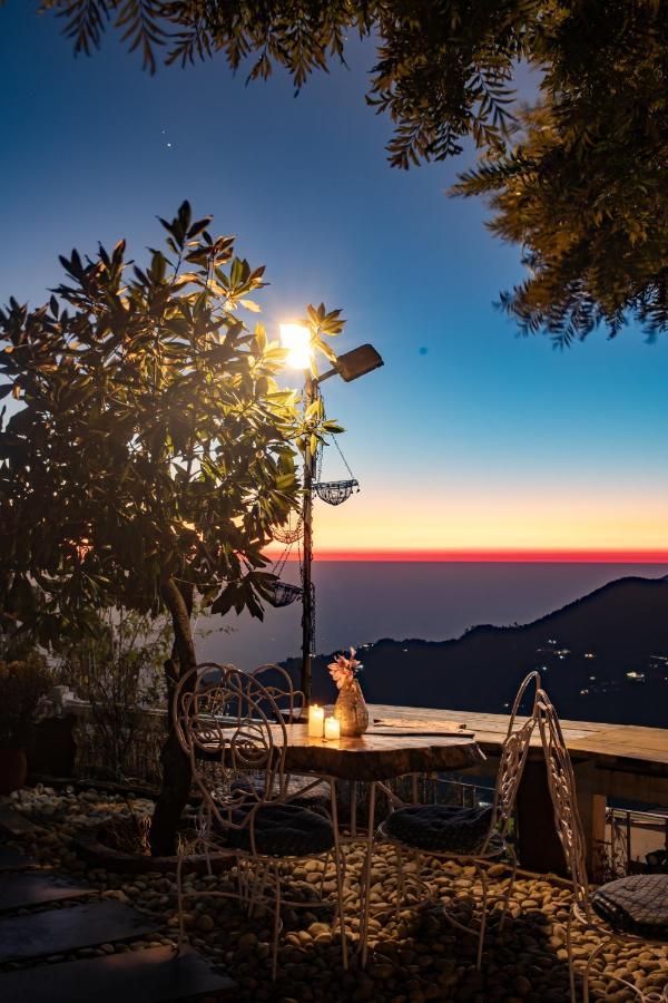 Seclude Mussoorie Hotel Kültér fotó