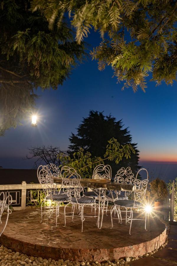 Seclude Mussoorie Hotel Kültér fotó
