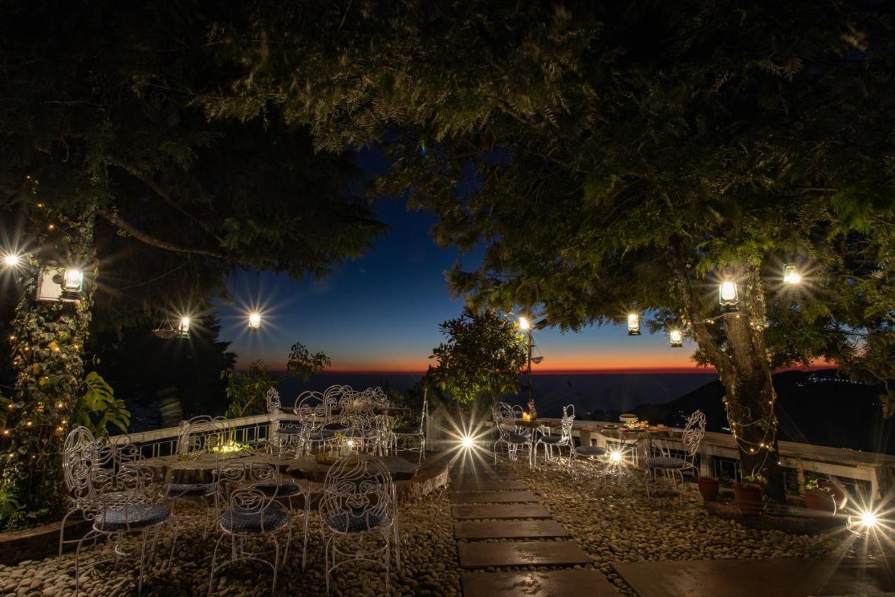 Seclude Mussoorie Hotel Kültér fotó